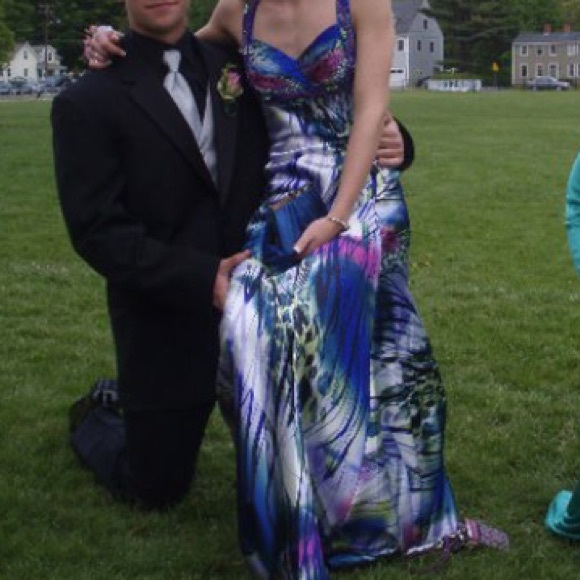 Prom Dress! - Picture 3 of 5